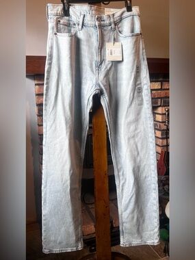 Calvin Klein Jeans Men's Straight Light Wash Blue Denim